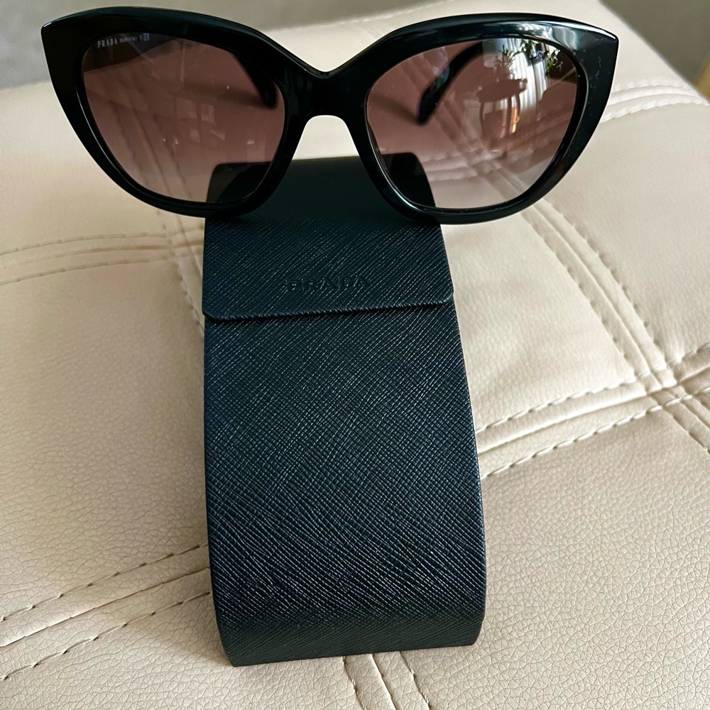 Prada Black and Gold Women’s Sunglasses - Picture 2 of 8